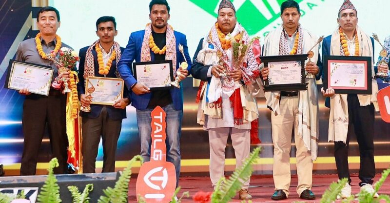 सातौं पोखरा स्पोर्ट्स अवार्डः वर्ष उत्कृष्ट खेलाडी करण र सावित्रा