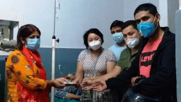 दुर्घटनामा परेका सदस्यलाई युथ कम्युनिटी क्लबको सहयोग