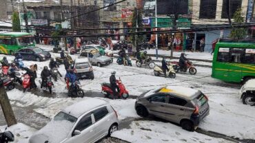 पोखरामा भिषण असिनापानी, मुख्य बजारमा यातायात ठप्प