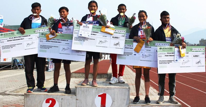 छात्रतर्फ बिबेक र छात्रातर्फ नर्मताले जिते ५ किलो मिटर दौड
