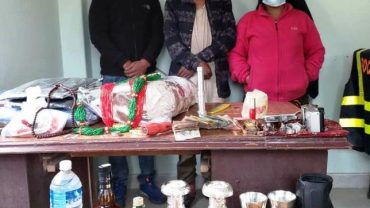 पोखरामा चोरीका सामान सहित तीन पक्राउ
