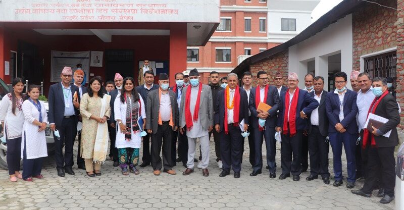 मन्त्रालयको अनुगमनका मुख्यमन्त्री पोखरेल, नागरिकले अनुभूति गर्नेगरी काम गर्न निर्देशन