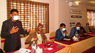 ब्यवस्थित रुपमा इट्टा उद्योग सञ्चालन गर्नुपर्नेमा सभापति कोइरालाको जोड
