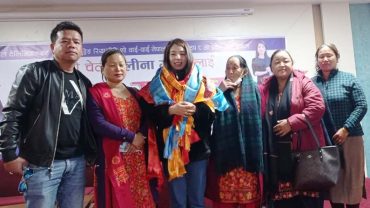 नेपाल स्टारको टप ८ मा प्रवेश गर्न सफल एलिना गुरुङलाई पोखरामा स्वागत