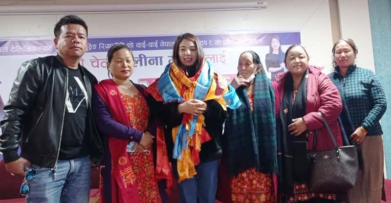 नेपाल स्टारको टप ८ मा प्रवेश गर्न सफल एलिना गुरुङलाई पोखरामा स्वागत