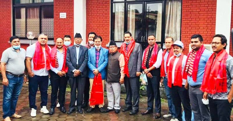 पोखराका पर्यटन गणेशबहादुर भट्टराई सहित कांग्रेसमा प्रवेश