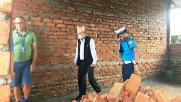 कास्की ट्राफिक कार्यालय भवनको मन्त्री र डिआईजि द्धारा अबलोकन