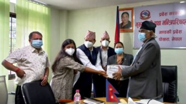 गण्डकी सरकारलाई ८५ लाखको स्वास्थ्य सामग्री
