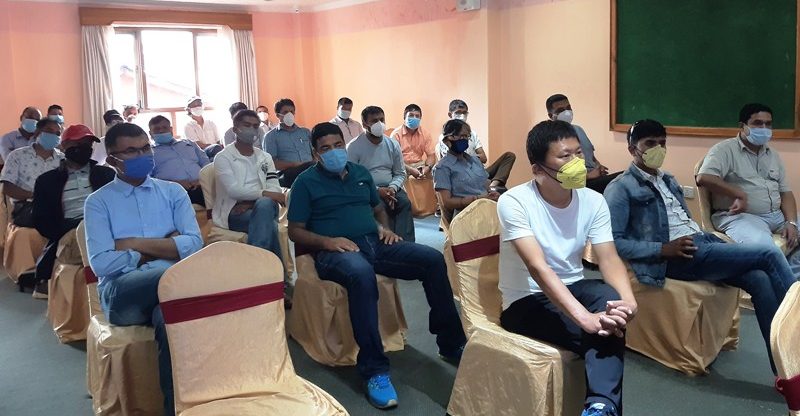 होटल संघद्वारा स्वास्थ्य सुरक्षा अभिमुखिकरण आयोजना