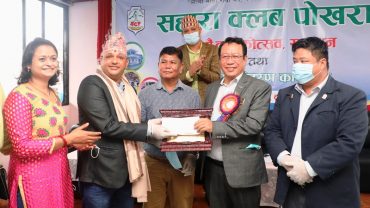 सहारा खेलकुद पत्रकारिता पुरस्कारबाट इन्द्र पौडेल सम्मानित