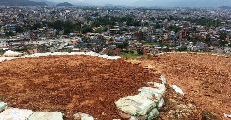 पोखरा लभ्ली डाँडाको सरकारी जग्गामा व्यक्तिको दाबी