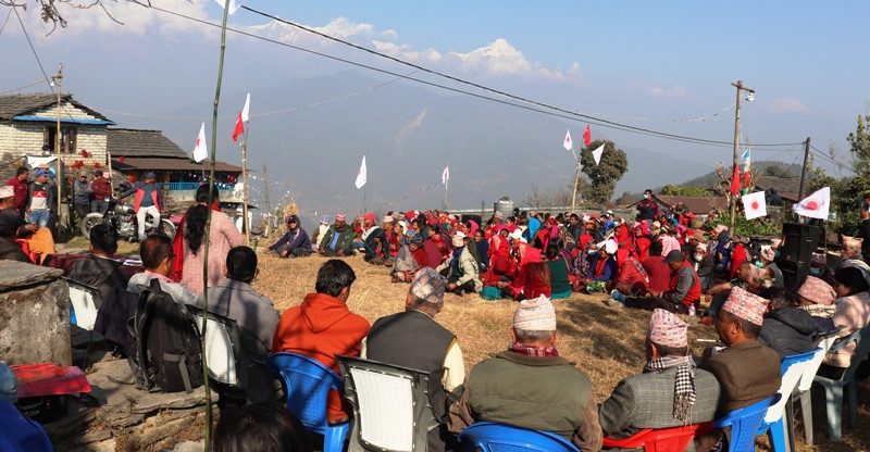 विकासको समिक्षा गर्ने समयमा आन्दोलनमा उर्तिन बाध्य भयौंः नेता ओली