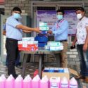 नेलेम्बो नेपालद्वारा अनलाइन पत्रकार संघ गण्डकीलाई स्वास्थ्य सामग्री सहयोग