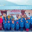 अन्नपूर्णका विद्यार्थीलाई प्याराडिसो स्पोर्टस् बारको न्यानो कपडा र शैक्षिक सामग्री