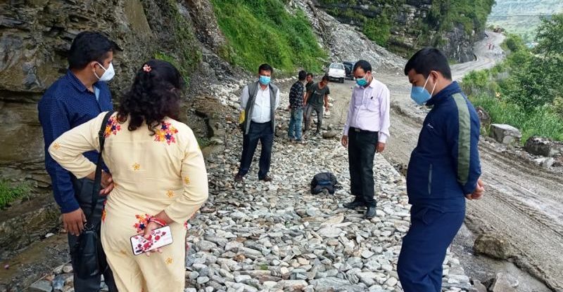 मेलवोट सिदिङ सडक ढलान कम गुणस्तरीय