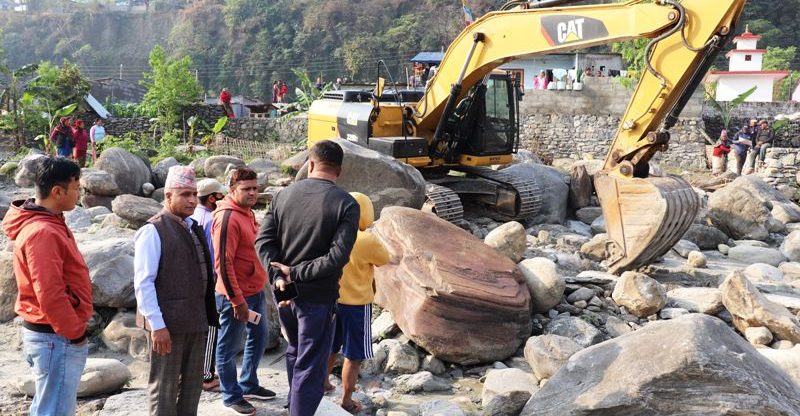 सेतीनदी किनाराको बस्ती संरक्षणमा लाग्दै शान्ति टोल विकास संस्था