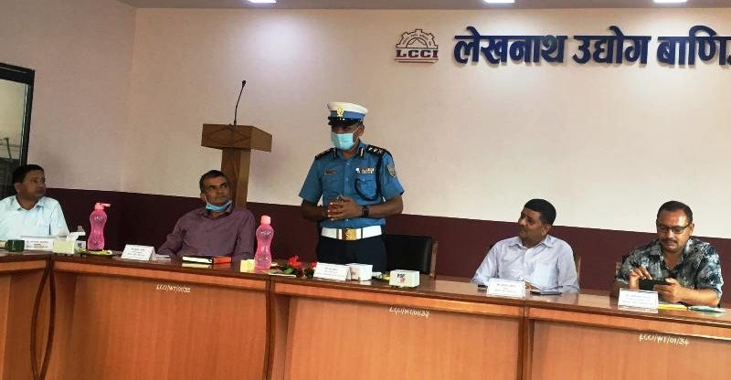 ट्राफिकको ब्यबहार सभ्य र सालिम हुन्छ ः ट्राफिक प्रमुख ढकाल