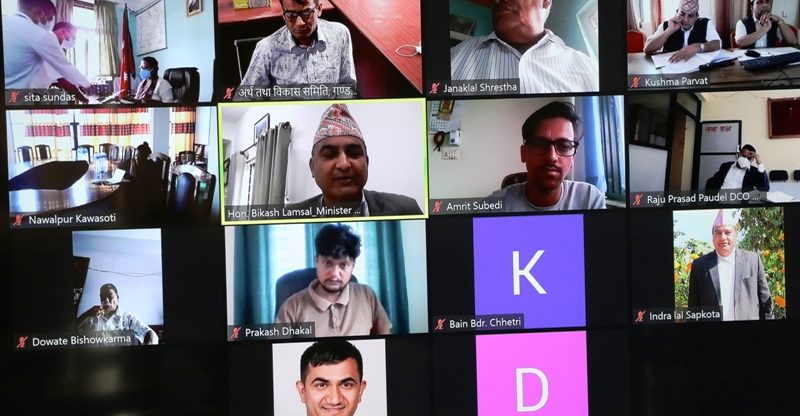 क्रसर उद्योगको मापदण्ड कार्यान्वयन गर्न विकास समितिको जोड